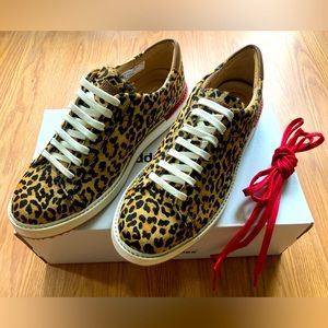 Hush Puppies Leopard Sneaker - Women’s Size 11